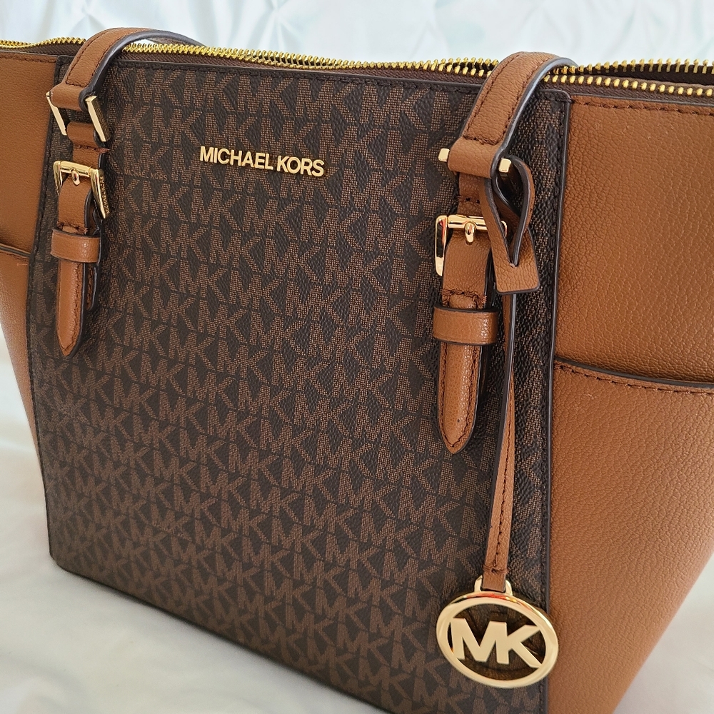 Michael Kors Tote
